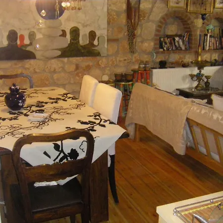 Global Stone House Apartment *